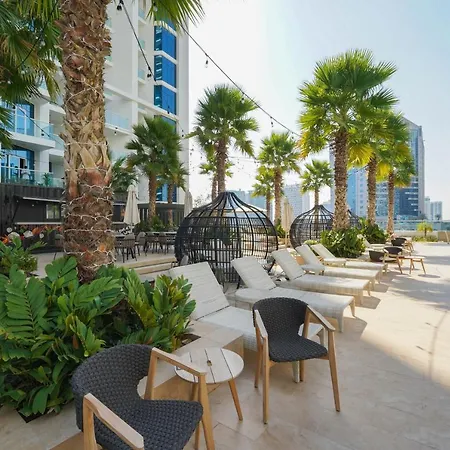Aliving Stylish Studio With Partial Burj & Canal Views- Prive , Business Bay 713 Dubai Exterior photo