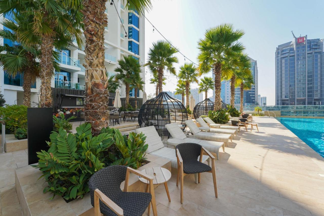 Aliving Stylish With Partial Burj & Canal Views- Prive , Business Bay 713 अपार्टमेंट Dubai